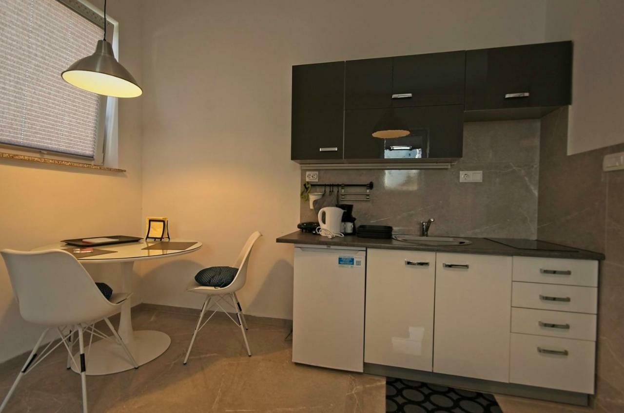 Apartments Drevi Liubliana Exterior foto